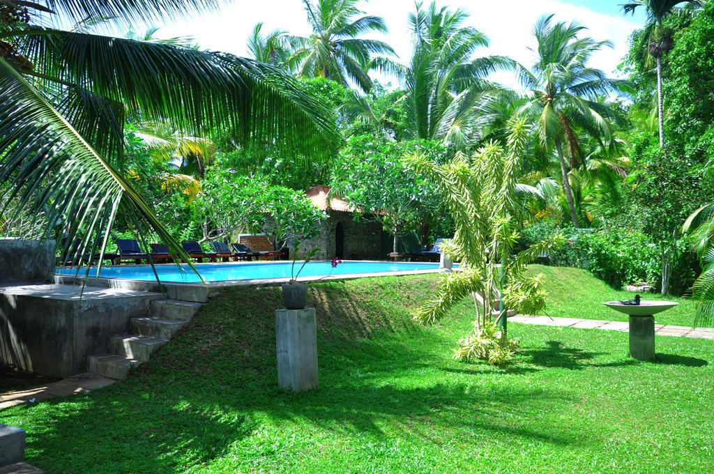 Shangri-lanka Villa Bentota Esterno foto