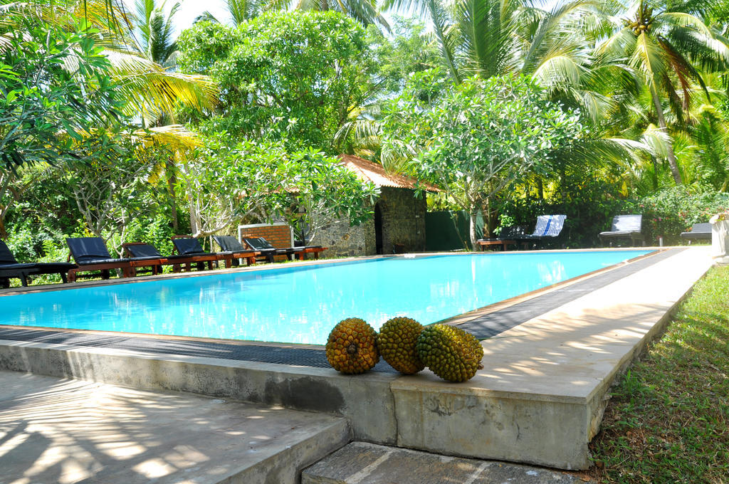 Shangri-lanka Villa Bentota Esterno foto
