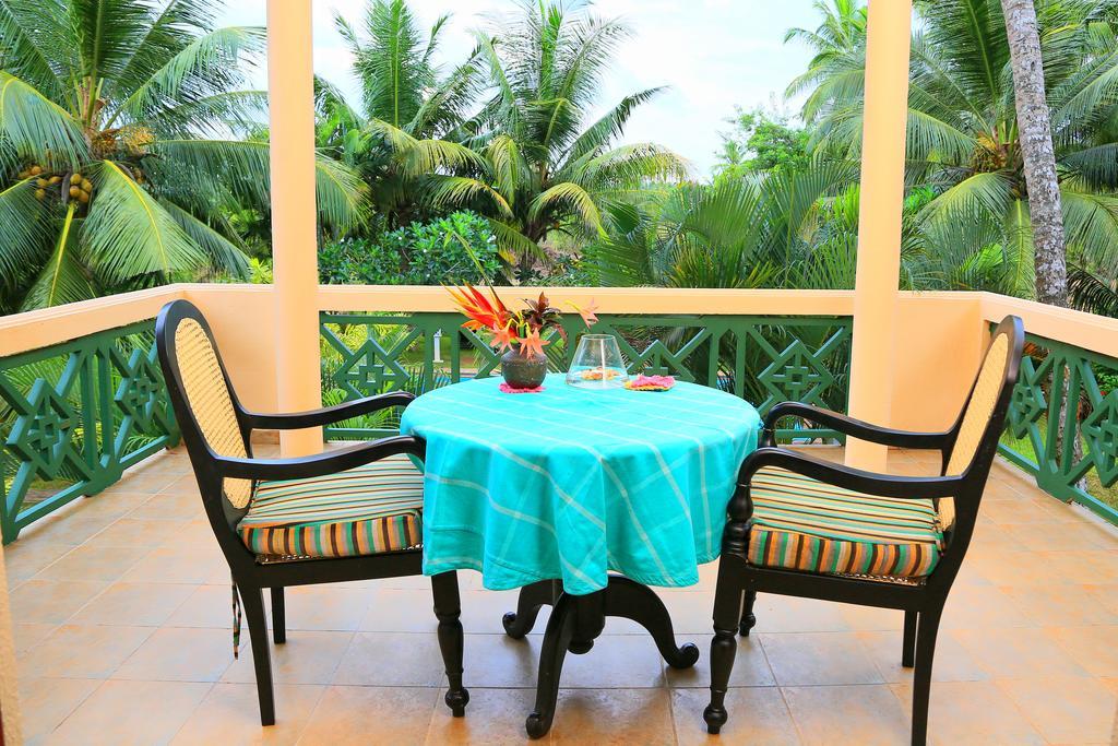 Shangri-lanka Villa Bentota Esterno foto